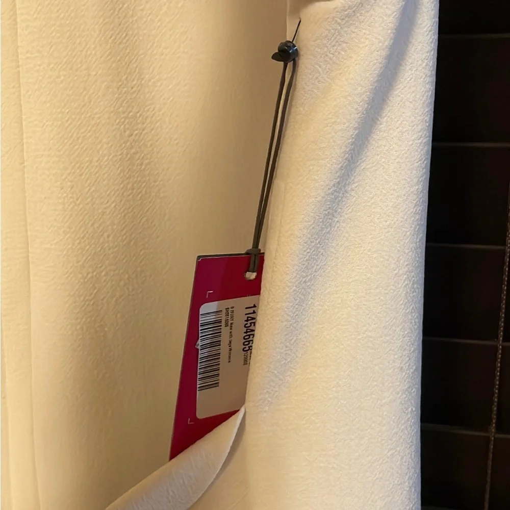 Vince Camuto Off White Dress - Picture 6 of 7